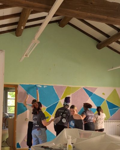Aspettando il Festival si ridipinge la Caffetteria del Campus del Pionta